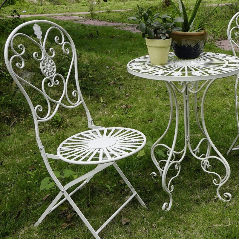 Francuski Stół i Krzesła w Sty – Outdoor Furniture Metal Chairs recenzja i cena