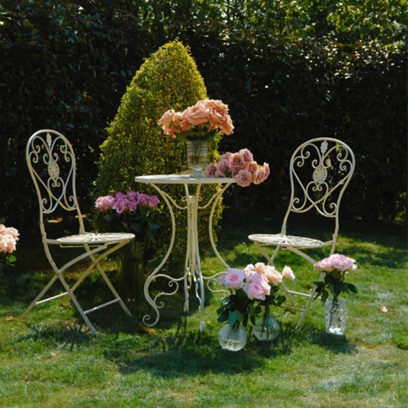 Francuski Stół i Krzesła w Sty – Outdoor Furniture Metal Chairs recenzja i cena